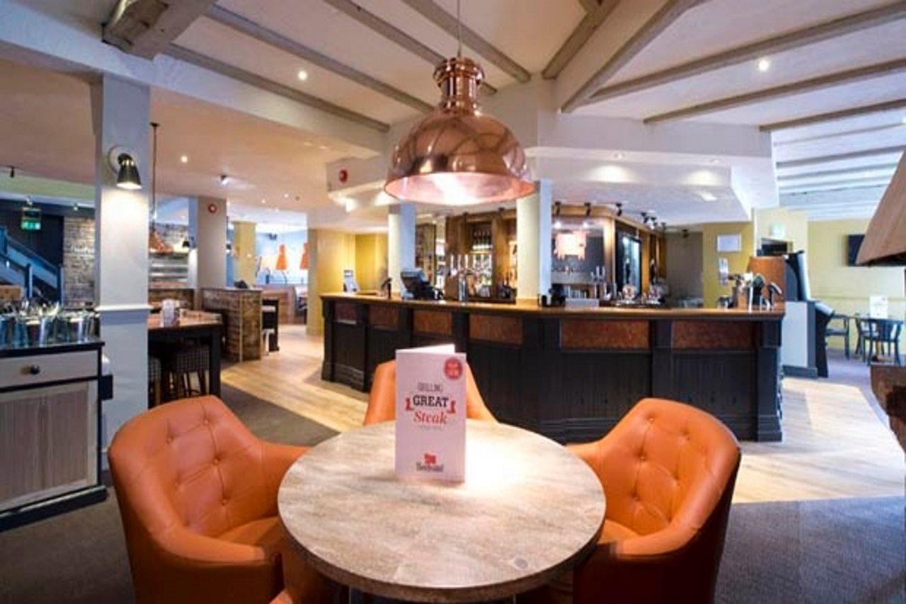 Premier Inn Manchester - Heaton Park Exterior foto